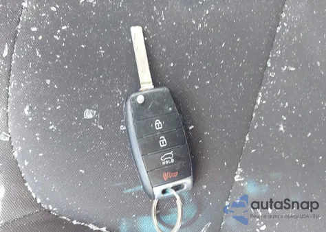 2016 Kia Soul z USA, uszkodzony, nr VIN KNDJN2A21G7299016